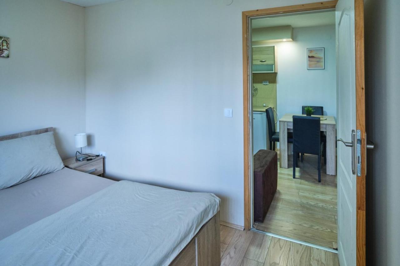 Apartmani Tvins سوكو بانيا المظهر الخارجي الصورة